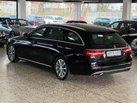 Gebraucht Mercedes E200 184 PS (135 kW) 2016 Obsidianschwarz Kombi