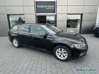 Gebraucht VW Passat 150 PS (110 kW) 2023 Deep black perleffekt Kombi