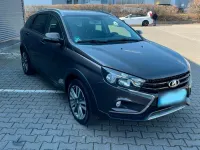 Gebraucht Lada Vesta 109 PS (80 kW) 2018 Braun Kombi