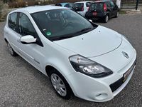 Gebraucht Renault Clio III Dynamique 75 PS (55 kW) 2011 Weiß Kleinwagen