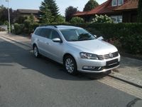 Gebraucht VW Passat 122 PS (89 kW) 2011 Silber metallic Kombi