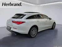 Gebraucht Mercedes CLA250 Progressive 160 PS (117 kW) 2022 Digitalweiß Coupé