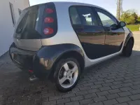 Second-hand Smart ForFour Passion 95 CP (69 kW) 2005 Negru Hatchback