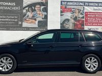 Gebraucht VW Passat 125 PS (91 kW) 2018 Metallic Kombi