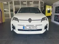 Gebraucht Renault 5 E-Tech Urban 77 kW (106 PS) 2025 Perlmuttweiß metallic Limousine