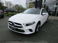 gebraucht Mercedes A180 PROGRESSIVE/LED/KAMERA/PANO/DISTRONIC/..