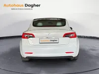 Używany Tesla Model 3 Standard Range Plus 239 kW (325 KM) 2022 Biały Sedan/Limuzyna