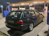 Gebraucht BMW 320 150 PS (110 kW) 2002 Grün Kombi