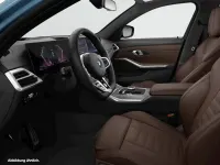 Gebraucht BMW 330e M Sport 292 PS (214 kW) 2025 Blau Kombi