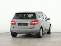 Gebraucht Mercedes 220 177 PS (130 kW) 2018 Metalliclack mountaingrau (metallic) Kombi