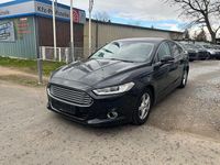 Gebraucht Ford Mondeo Titanium 160 PS (117 kW) 2015 Schwarz Limousine