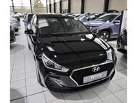 Gebraucht Hyundai i30 99 PS (72 kW) 2020 Schwarz Limousine