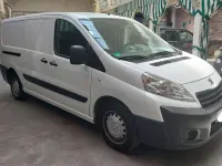 Gebraucht Peugeot Expert 128 PS (94 kW) 2016 Weiß Van