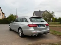 Gebraucht Mercedes E220 194 PS (142 kW) 2018 Silber Kombi