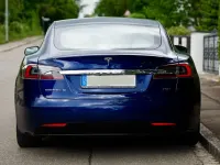 Gebraucht Tesla Model S 386 kW (525 PS) 2018 Blau Kleinwagen