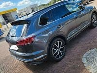 Gebraucht VW Touareg 286 PS (210 kW) 2020 Grau SUV