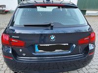Gebraucht BMW 530 258 PS (189 kW) 2015 Blau Kombi