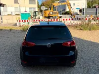 Gebraucht VW Golf VII LOUNGE 125 PS (91 kW) 2015 Schwarz Limousine