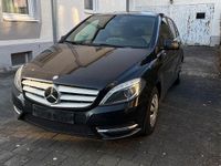 Gebraucht Mercedes B180 109 PS (80 kW) 2012 Schwarz Van / Kleinbus