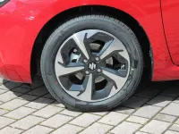 Neu Suzuki Swift Comfort+ 83 PS (61 kW) 2025 Rot Kleinwagen