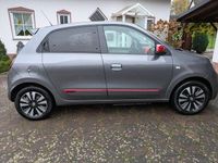 Second-hand Renault Twingo Techno 60 kW (82 CP) 2023 Gri Hatchback