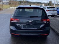 Używany VW Passat 150 KM (110 kW) 2022 Szary Kombi