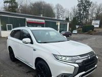 Gebraucht Mitsubishi Outlander P-HEV Edition 135 PS (99 kW) 2019 Weiß SUV