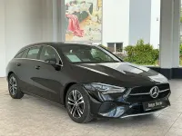 Gebraucht Mercedes CLA200 Shooting Brake 163 PS (119 kW) 2025 Unilack nachtschwarz Kombi