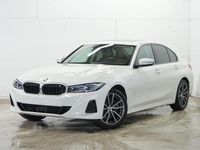 Gebraucht BMW 330e 292 PS (214 kW) 2024 Limousine