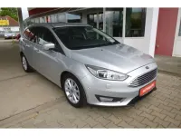 Gebraucht Ford Focus Titanium 125 PS (91 kW) 2017 Polarsilber metallic (metallic) Kombi