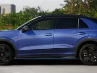 Neu VW T-Roc R-line 150 PS (110 kW) 2026 Blau SUV