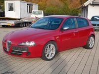 Gebraucht Alfa Romeo 147 105 PS (77 kW) 2008 Rot Kleinwagen