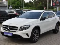 Gebraucht Mercedes GLA250 Night 211 PS (155 kW) 2016 Calcitweiss  unilack SUV