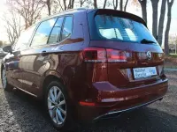 Gebraucht VW Golf VII Comfortline 131 PS (96 kW) 2019 Rot Kombi