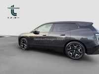 Gebraucht BMW iX 239 kW (326 PS) 2022 Sophisto grau brillant (metallic) SUV