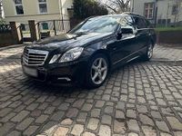 Gebraucht Mercedes E250 Avantgarde 204 PS (150 kW) 2009 Schwarz Kombi