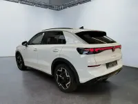 Neu VW T-Roc R-line 150 PS (110 kW) 2026 Pure white SUV