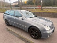 Gebraucht Mercedes C200 163 PS (119 kW) 2011 Grau Kombi