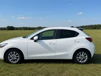 Gebraucht Mazda 2 Edition 90 PS (66 kW) 2015 Weiß Kleinwagen