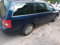 Gebraucht VW Passat 95 PS (69 kW) 2005 Blau Limousine