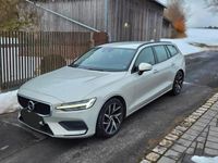 Gebraucht Volvo V60 190 PS (139 kW) 2018 Silber Kombi