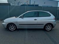 Gebraucht Seat Ibiza 64 PS (47 kW) 2004 Silber Kleinwagen