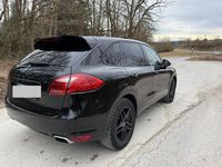 Second-hand Porsche Cayenne 245 CP (180 kW) 2011 Negru SUV