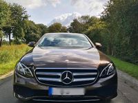 Gebraucht Mercedes E220 194 PS (142 kW) 2016 Braun Limousine