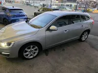 Gebraucht Volvo V60 Momentum 215 PS (158 kW) 2015 Silber Kombi