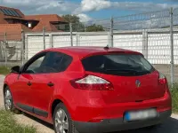 Second-hand Renault Mégane 101 CP (74 kW) 2011 Roșu Berlinǎ
