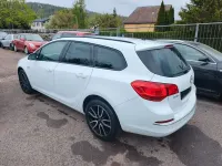 Gebraucht Opel Astra Edition 110 PS (80 kW) 2014 Weiß Kombi