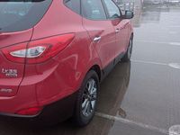 Gebraucht Hyundai ix35 Style 184 PS (135 kW) 2015 Rot SUV