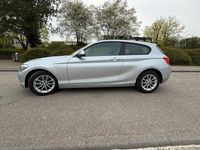 Gebraucht BMW 116 Advantage 109 PS (80 kW) 2016 Grau Kleinwagen