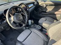 Gebraucht Mini Cooper SE Classic 135 kW (184 PS) 2023 Silber Kleinwagen